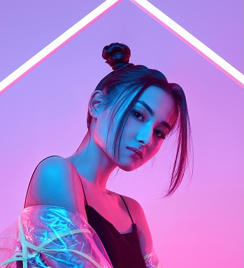 generate girl 1